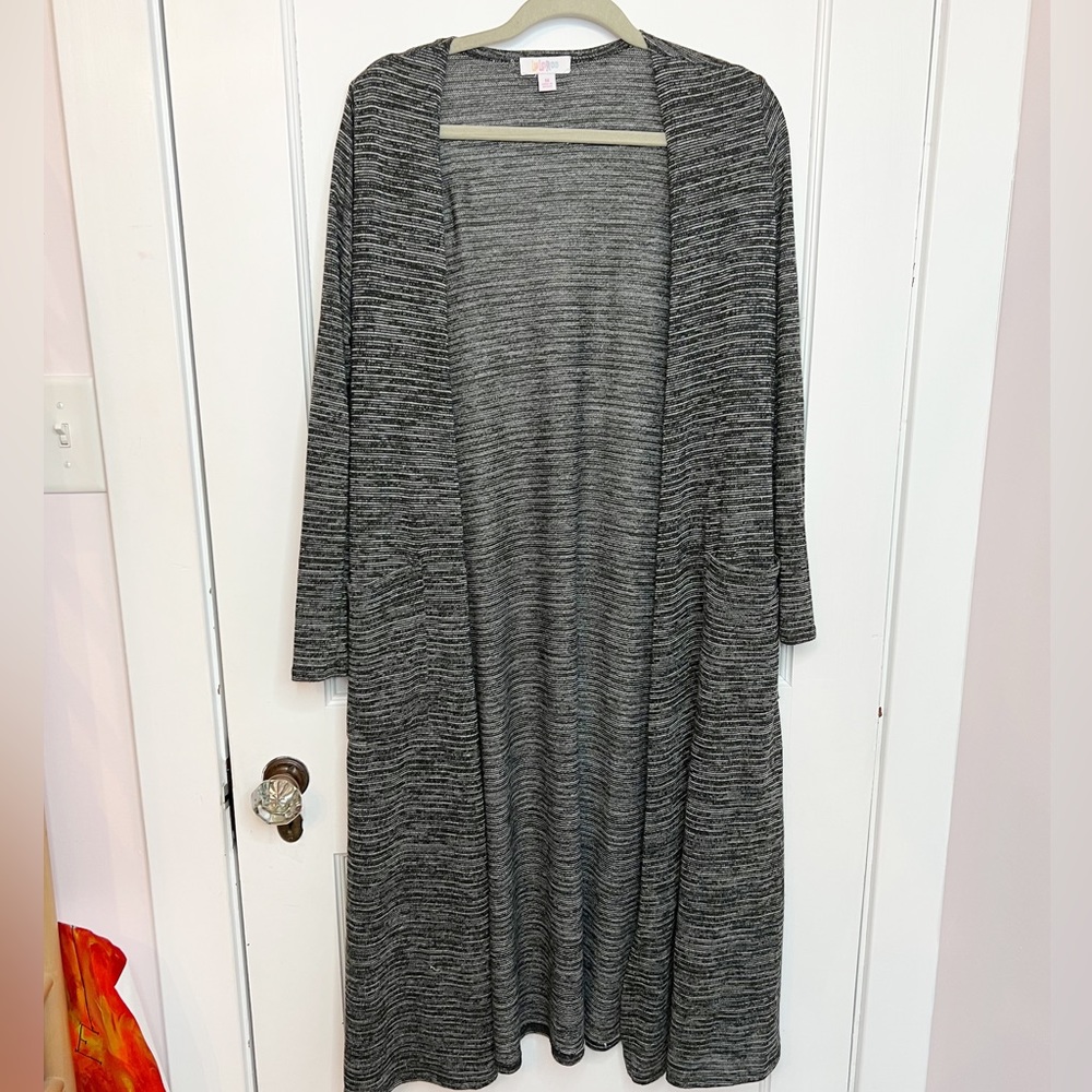 Lularoe Sarah cardigan, Medium, black and white